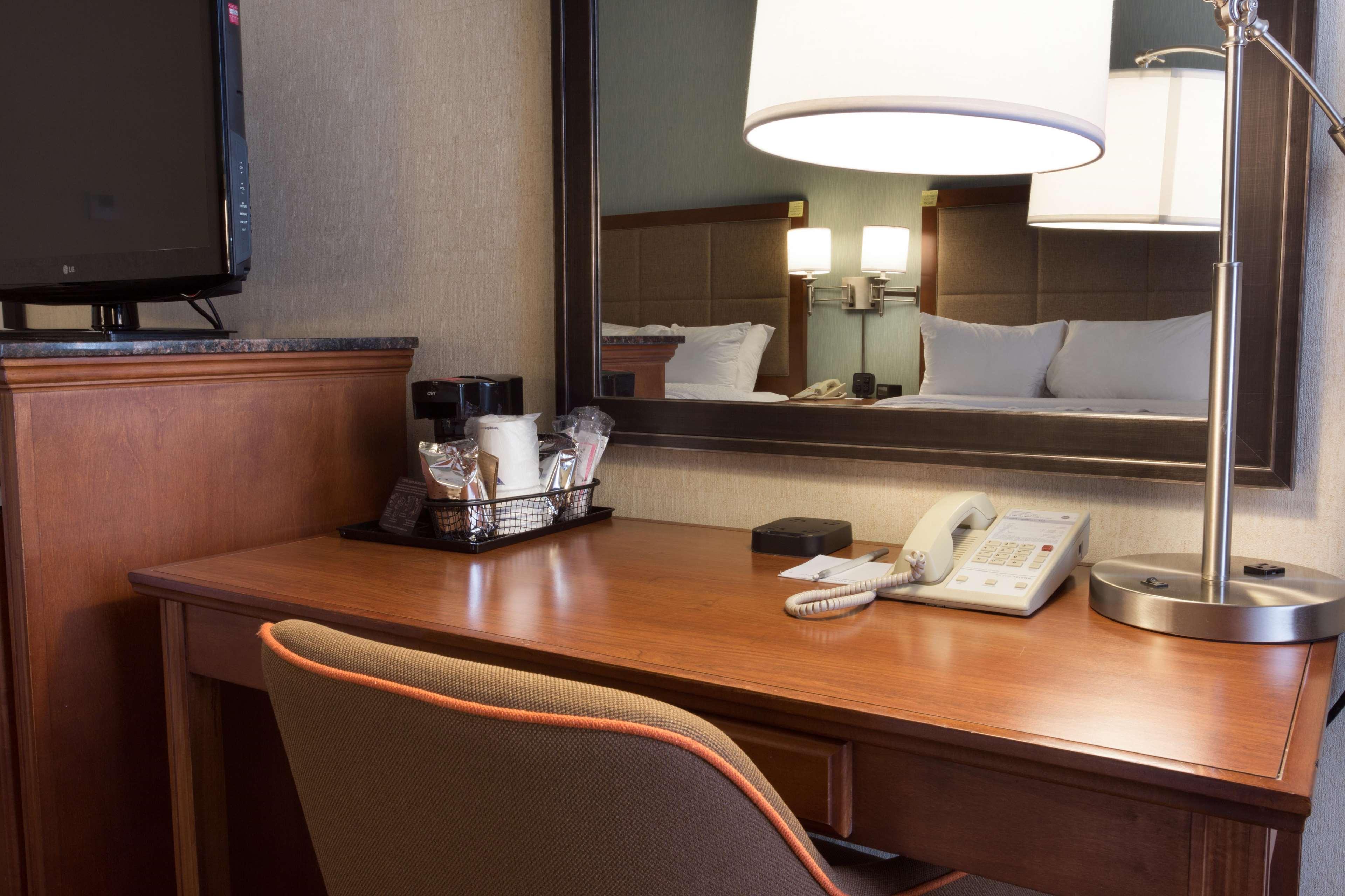 Hampton Inn St. Louis Southwest Fenton Exteriör bild
