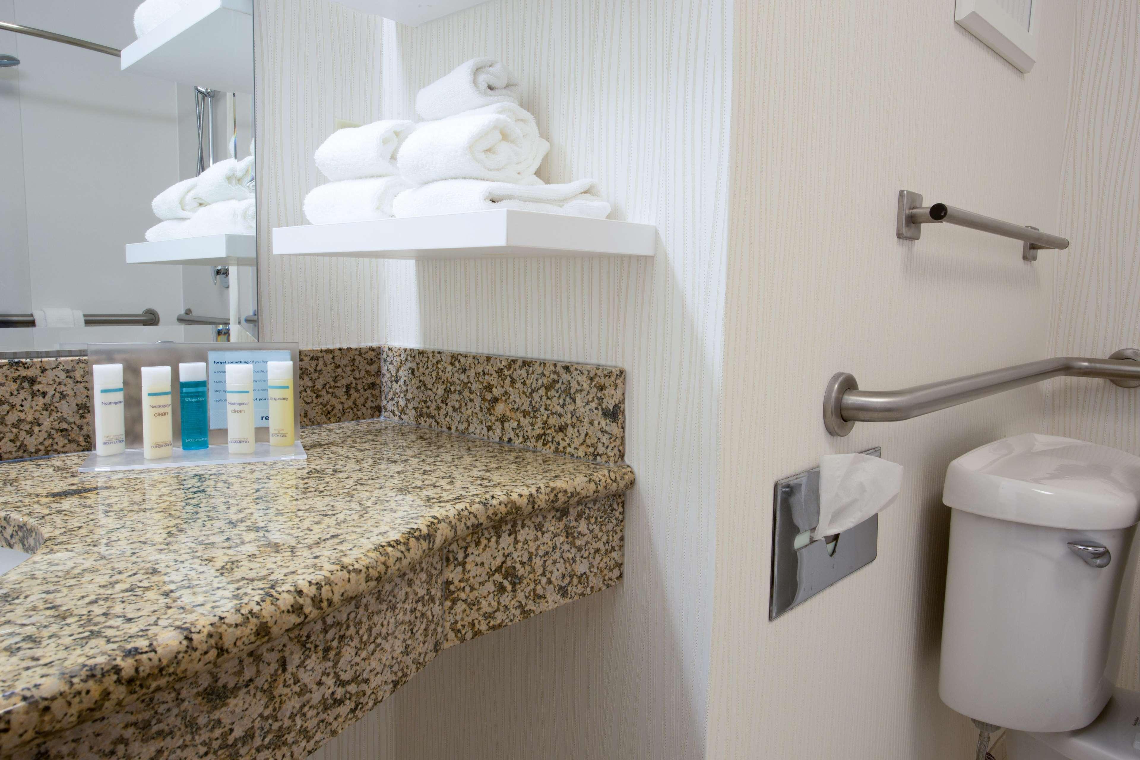 Hampton Inn St. Louis Southwest Fenton Exteriör bild